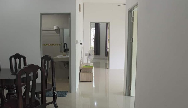 "Relaxing 2-Bedroom Ao Nang House with Modern Amenities & Local Charm