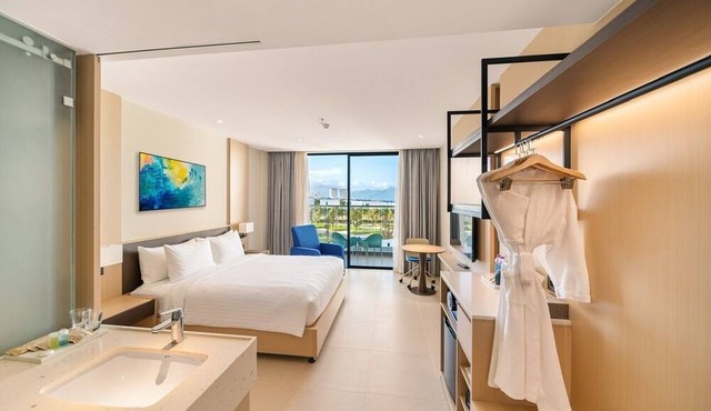 Resort Seaview near air port