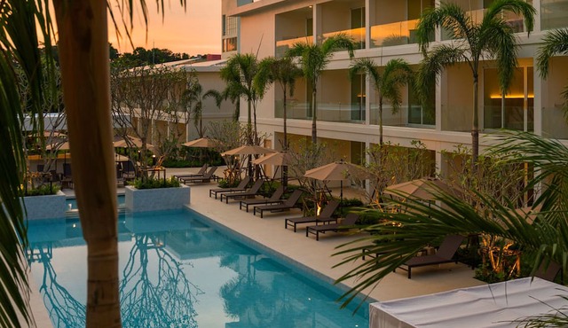 Niranapa Boutique Resort in Karon