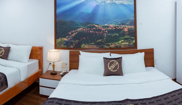 BIG HOTEL LÀO CAI