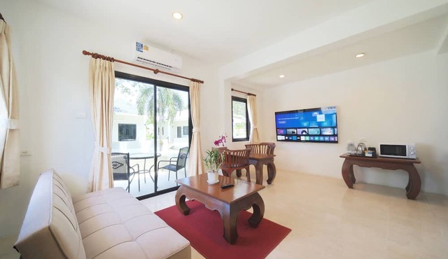 Isara Nai Yang Resort