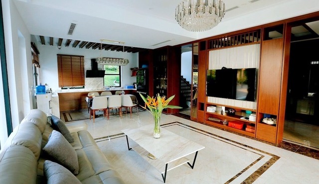 Hillside Villa