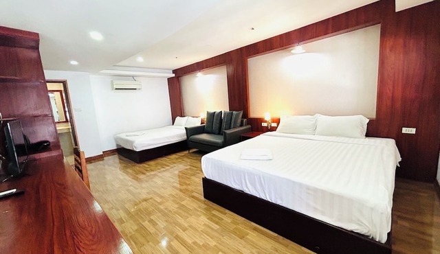 Vang Vieng Sky Mountain View Hotel