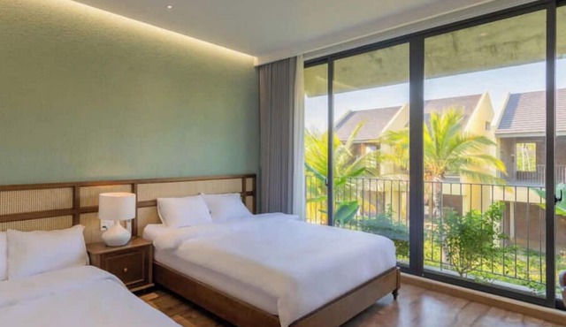 Hometown Pinky 3 BRS Pool Villa Hoi An