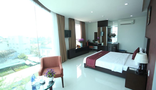 Huong Son Hotel in Da Nang