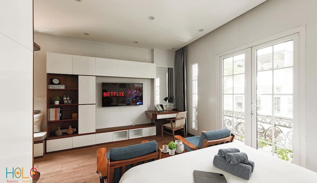 HoLo Central Hanoi - Serviced HomeStay