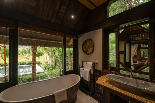 An Hideaway Resort