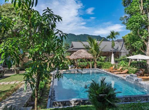 Meadow Mai Chau Homestay