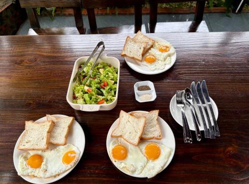 Coto Center Homestay