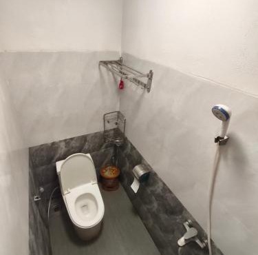 Lục Thạch - Quán ăn & Homestay