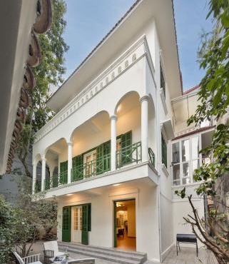 French garden Villa 4BR BBQ sunny balcony bathtub Steps to West Lake