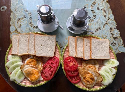 TAM FAMILY HOMESTAY and RESTAURANT