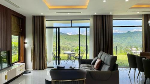 Ivory Suny Villas 3 ngủ - Nơi chạm vào mây trời Hoà Bình