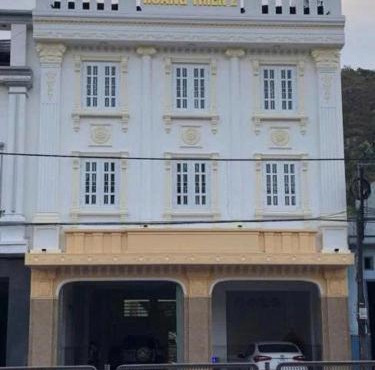 Khách sạn Hoàng Thiên