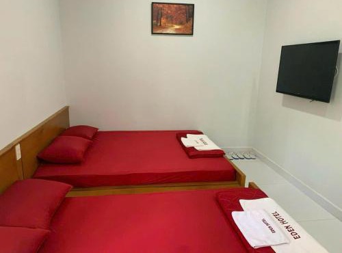 Khách sạn EDEN Chơn Thành