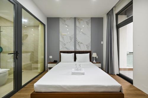 The Crown Airport Hotel