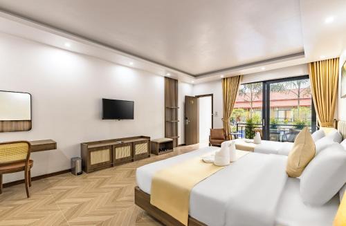 Sunset Mountain View Resort