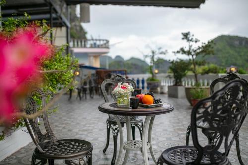 Maison Bay View Villa Cat Ba