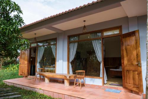 Homestay Hoàng Long