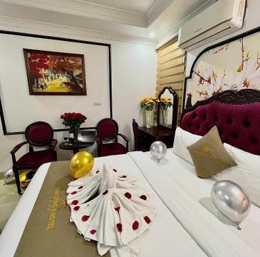 Nam Cường X Hotel