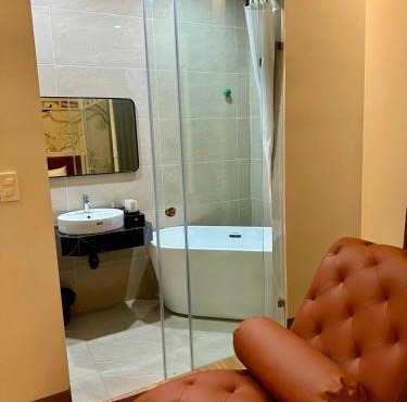 Love Hotel, Khách sạn Tình Yêu, AEON HẢI DƯƠNG