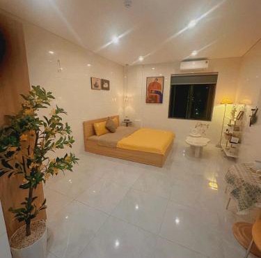 Top apartment