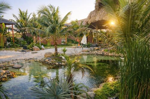 Melaka Hồ Tràm - Beachside Bungalows & Nature Retreat