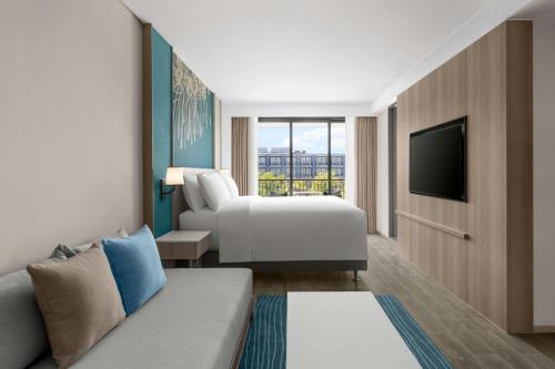 Courtyard by Marriott Phuket Chalong Bay Resort in Chalong