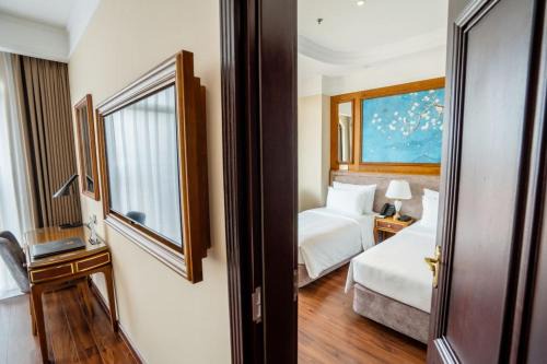 Imperial Hotel Lạng Sơn