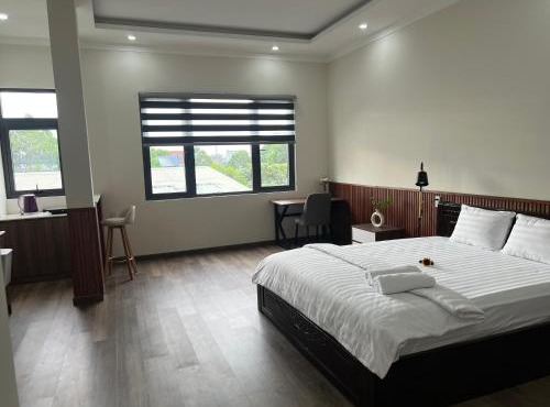 The Sun Hotel