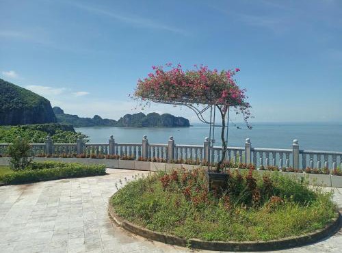 catba island hostel in Hai Phong