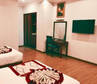 Long Bao Chau Hotel